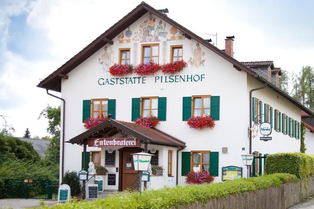 Landgasthof Pilsenhof Entenbraterei Хехендорф-ам-Пильзензее Экстерьер фото