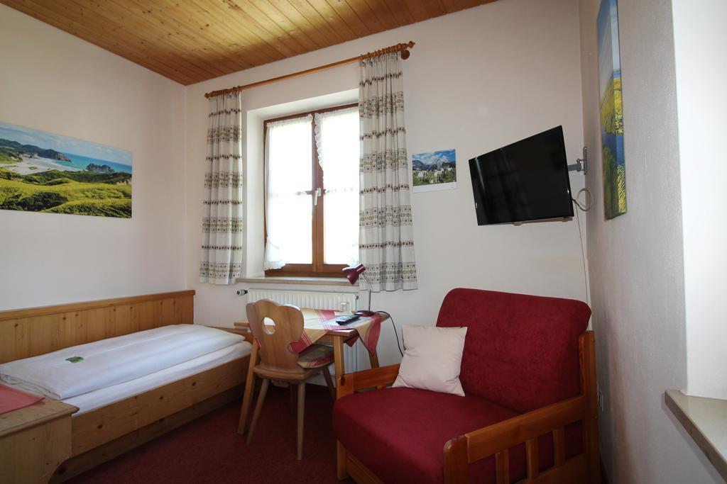 Landgasthof Pilsenhof Entenbraterei Хехендорф-ам-Пильзензее Экстерьер фото