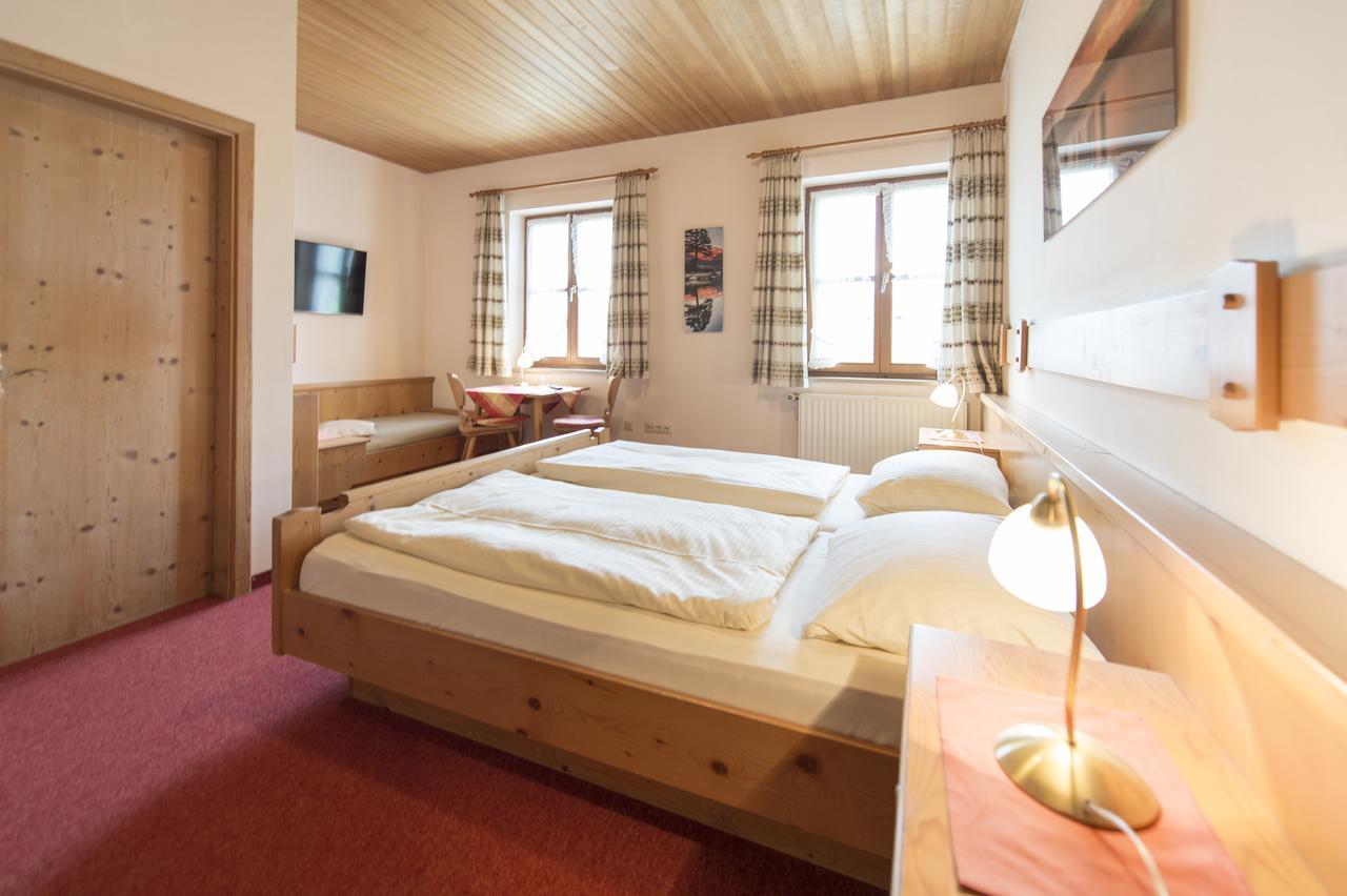 Landgasthof Pilsenhof Entenbraterei Хехендорф-ам-Пильзензее Экстерьер фото