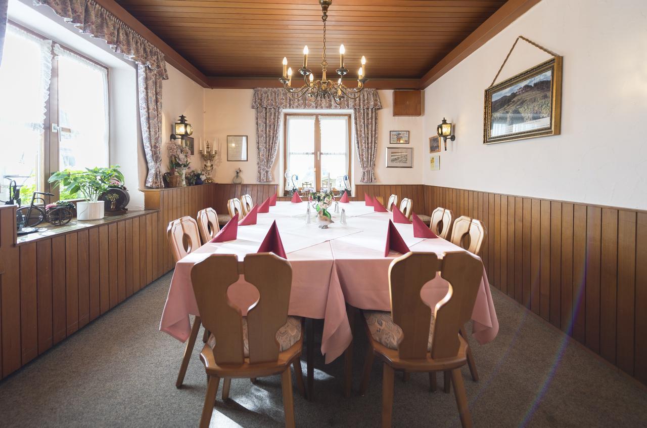 Landgasthof Pilsenhof Entenbraterei Хехендорф-ам-Пильзензее Экстерьер фото
