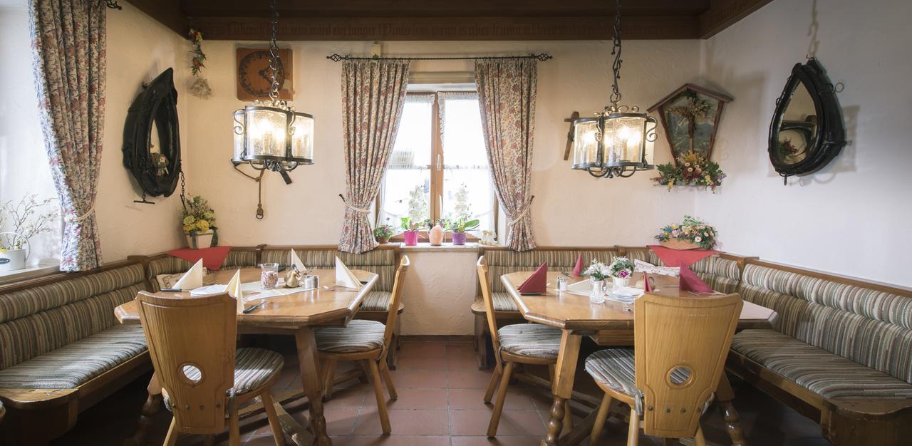 Landgasthof Pilsenhof Entenbraterei Хехендорф-ам-Пильзензее Экстерьер фото